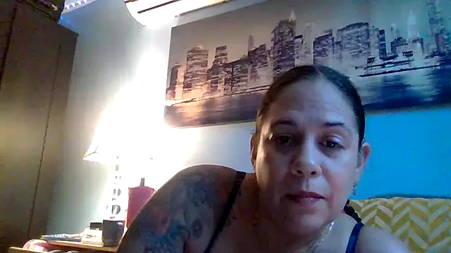 Snapshot of PrettyKittyMia chatting on September 25, 2025, 12:11 pm PrettyKittyMia online show from September 25, 2025, 12:11 pm