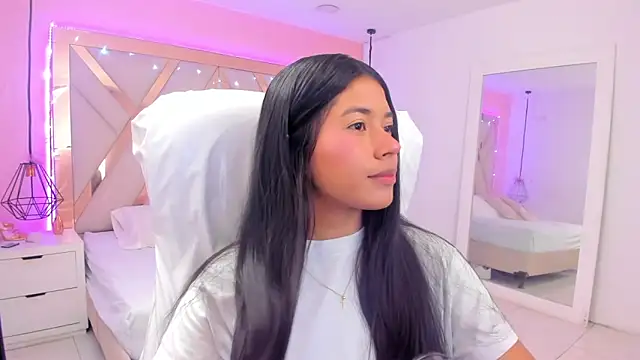 samantaa shy online show from March 14, 2026, 2:28 am