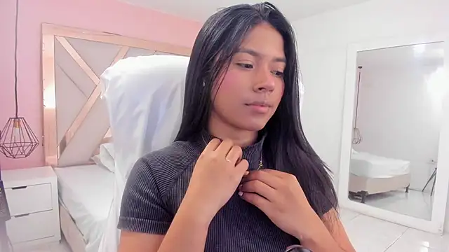 Snapshot of samantaa_shy chatting on December 3, 2025, 3:51 am samantaa shy online show from December 3, 2025, 3:51 am