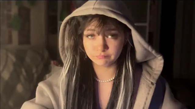 nikoli naw online show from February 17, 2026, 8:28 pm