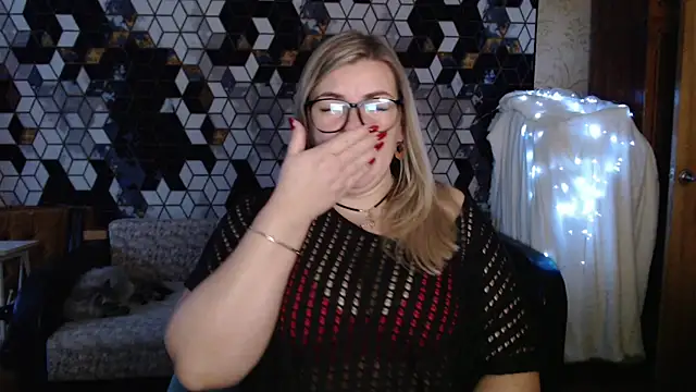 NikaSkylink online show from January 13, 2026, 5:11 am