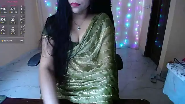 Snapshot of Divvya_ chatting on February 25, 2026, 6:30 pm Divvya online show from February 25, 2026, 6:30 pm