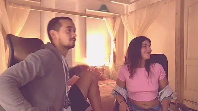 Laila asher online show from November 11, 2025, 12:49 am