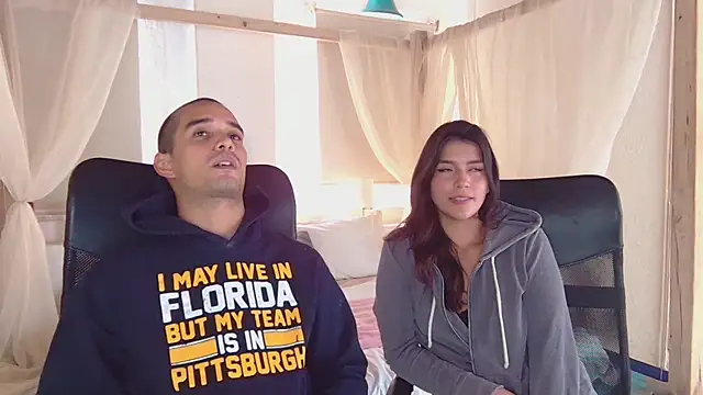 Laila asher online show from November 25, 2025, 6:19 pm