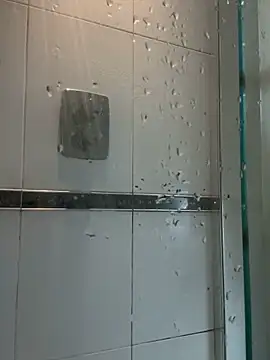 Snapshot of Woodchip chatting on September 12, 2025, 7:19 am Woodchip online show from September 12, 2025, 7:19 am