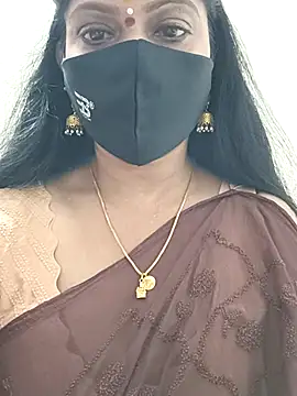 Snapshot of shivani27 chatting on November 13, 2025, 5:50 pm shivani27 online show from November 13, 2025, 5:50 pm