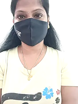 Snapshot of shivani27 chatting on September 14, 2025, 6:58 am shivani27 online show from September 14, 2025, 6:58 am