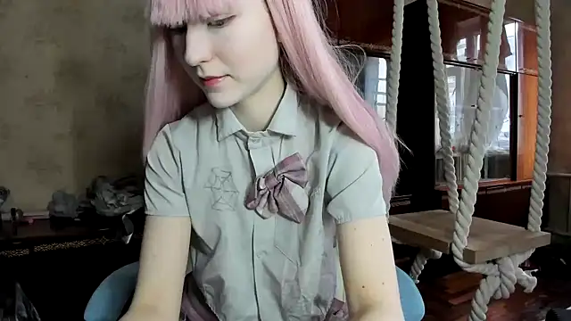 Snapshot of kioshi_kiss chatting on December 2, 2025, 11:56 am kioshi kiss online show from December 2, 2025, 11:56 am