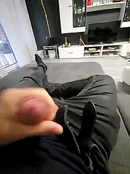 Snapshot of Bog_dan123 chatting on November 27, 2025, 2:50 pm Bog dan123 online show from November 27, 2025, 2:50 pm