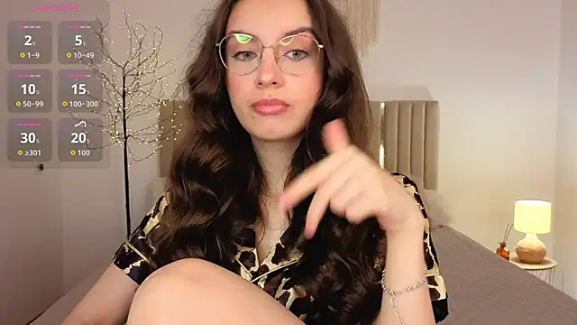 Snapshot of Real_cutie1 chatting on July 6, 2026, 12:45 pm Real cutie1 online show from July 6, 2026, 12:45 pm
