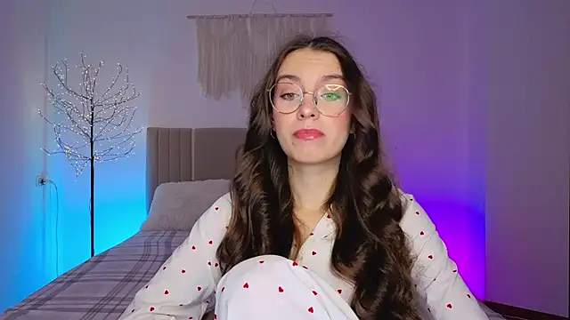 Real cutie1 online show from March 2, 2026, 2:13 pm