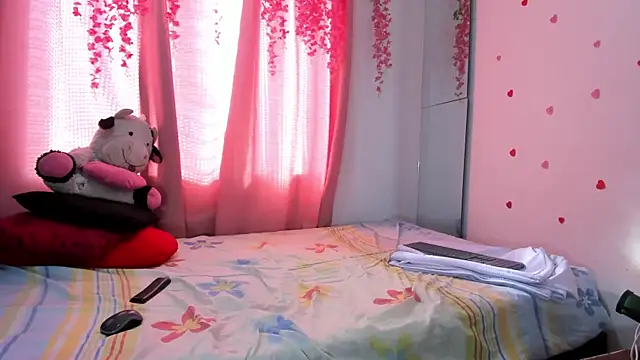 lanastone86 online show from April 14, 2026, 1:38 pm