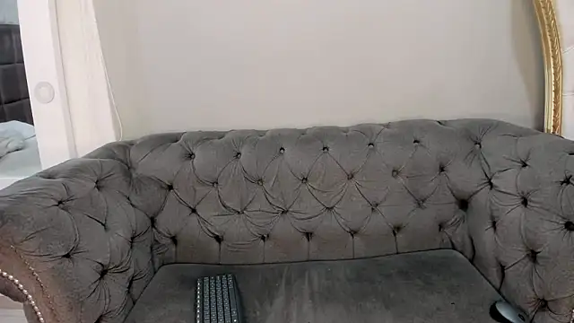 Snapshot of rubyrouge__ chatting on November 16, 2025, 6:12 pm rubyrouge online show from November 16, 2025, 6:12 pm