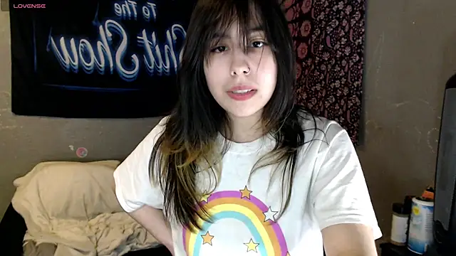 Snapshot of London_Ray chatting on November 24, 2025, 5:07 am London Ray online show from November 24, 2025, 5:07 am