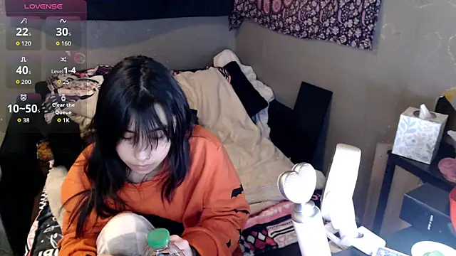 London Ray online show from February 4, 2026, 9:04 am