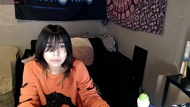 Snapshot of London_Ray chatting on October 26, 2025, 6:25 am London Ray online show from October 26, 2025, 6:25 am