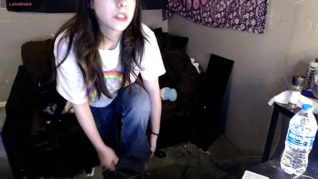 London Ray online show from March 10, 2026, 11:20 pm