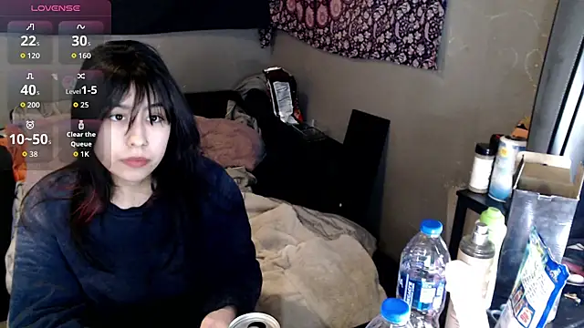 Snapshot of London_Ray chatting on November 30, 2025, 2:34 am London Ray online show from November 30, 2025, 2:34 am