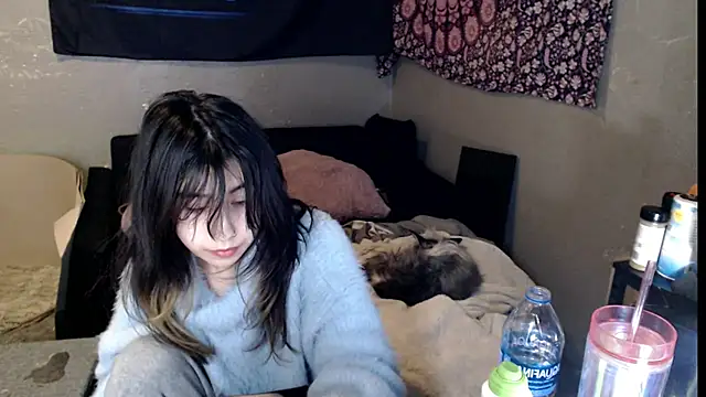 Snapshot of London_Ray chatting on November 13, 2025, 9:24 am London Ray online show from November 13, 2025, 9:24 am