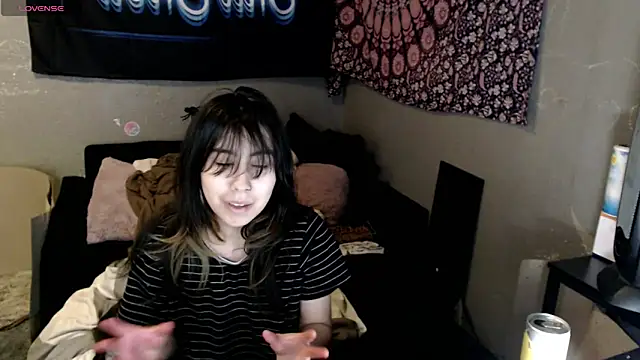 Snapshot of London_Ray chatting on October 23, 2025, 3:16 am London Ray online show from October 23, 2025, 3:16 am