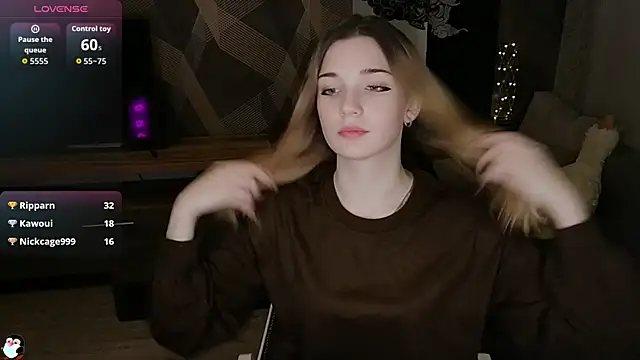 Snapshot of Sandy_Belle chatting on December 5, 2025, 7:55 pm Sandy Belle online show from December 5, 2025, 7:55 pm