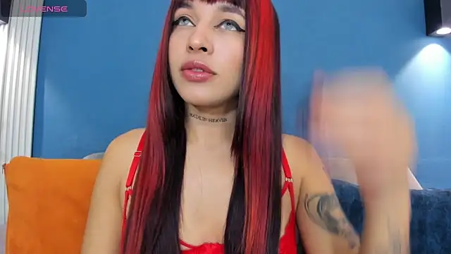 MartinaBlakees online show from September 30, 2025, 3:40 pm