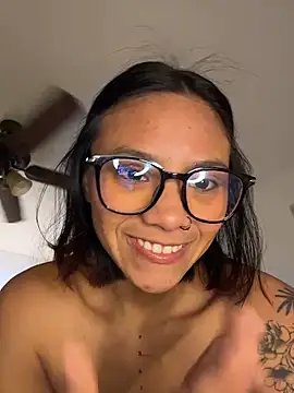 Nia Desire online show from February 24, 2026, 6:14 am