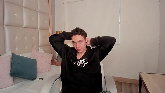 Snapshot of dark_sun302 chatting on October 2, 2025, 8:56 pm dark sun302 online show from October 2, 2025, 8:56 pm