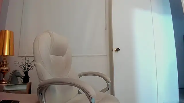 Snapshot of dark_sun302 chatting on December 3, 2025, 10:31 pm dark sun302 online show from December 3, 2025, 10:31 pm