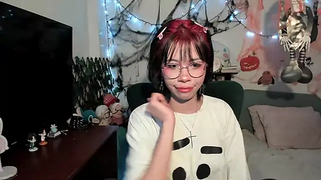 dolliette24 online show from October 30, 2025, 8:50 pm