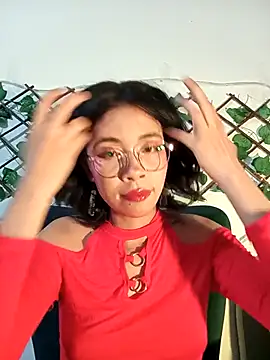 dolliette24 online show from April 5, 2026, 11:22 pm