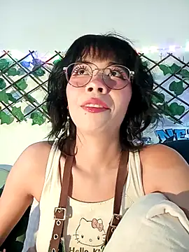 dolliette24 online show from April 21, 2026, 3:13 am