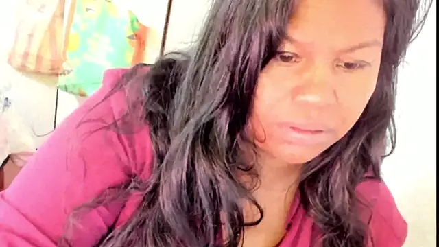 Snapshot of ebonylouissexyhot chatting on September 20, 2025, 10:26 pm ebonylouissexyhot online show from September 20, 2025, 10:26 pm