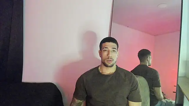 ThiagoLugo online show from October 26, 2025, 6:14 am