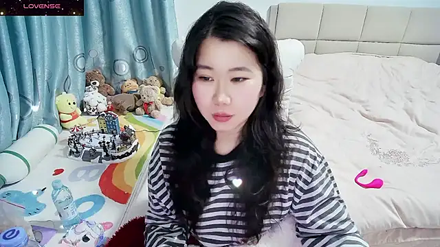 Snapshot of Onlyxixi chatting on November 28, 2025, 1:22 pm Onlyxixi online show from November 28, 2025, 1:22 pm