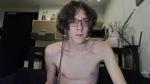 Snapshot of LovesomeCookie chatting on September 21, 2025, 2:00 pm LovesomeCookie online show from September 21, 2025, 2:00 pm