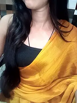 Queen Pooja7 online show from October 19, 2025, 4:54 pm
