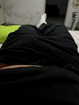 Snapshot of Mrdim26 chatting on September 22, 2025, 12:16 am Mrdim26 online show from September 22, 2025, 12:16 am