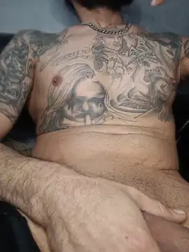 Snapshot of Kerryflon chatting on April 15, 2026, 11:27 am Kerryflon online show from April 15, 2026, 11:27 am