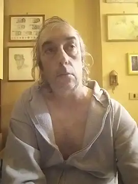 Snapshot of bi_dare chatting on April 1, 2026, 7:00 pm bi dare online show from April 1, 2026, 7:00 pm