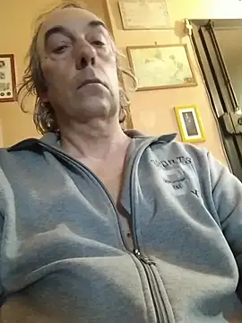 Snapshot of bi_dare chatting on March 30, 2026, 10:39 am bi dare online show from March 30, 2026, 10:39 am