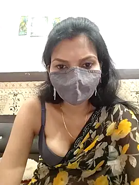 Yourhotsweetgirl online show from September 30, 2025, 6:03 pm