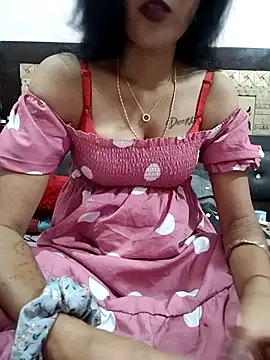 Yourhotsweetgirl online show from October 22, 2025, 5:23 pm