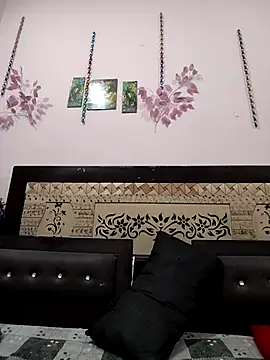 Snapshot of Yourhotsweetgirl chatting on December 17, 2025, 9:14 am Yourhotsweetgirl online show from December 17, 2025, 9:14 am