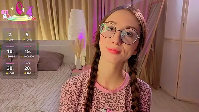 AvrilLeMell online show from February 5, 2026, 9:43 pm