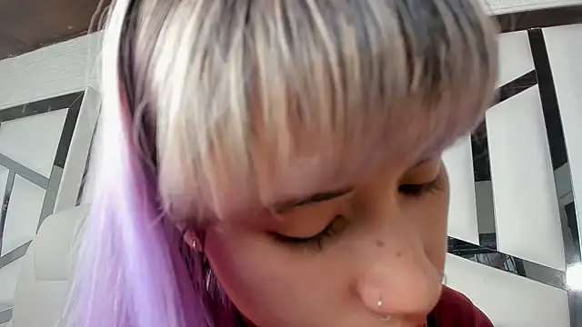 Snapshot of barbieambar chatting on November 21, 2025, 1:54 pm barbieambar online show from November 21, 2025, 1:54 pm