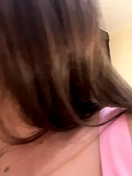 Snapshot of KoraSweett chatting on December 22, 2025, 6:08 pm KoraSweett online show from December 22, 2025, 6:08 pm