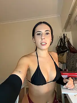 Snapshot of very_licious chatting on September 8, 2025, 9:03 pm very licious online show from September 8, 2025, 9:03 pm