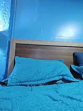 Snapshot of d4rk_sweet chatting on October 31, 2025, 12:07 am d4rk sweet online show from October 31, 2025, 12:07 am