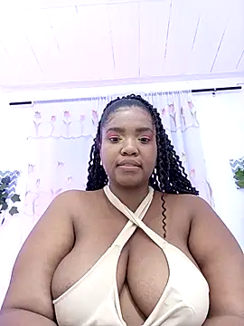 SamaraArtiaga1 online show from December 4, 2025, 12:20 am